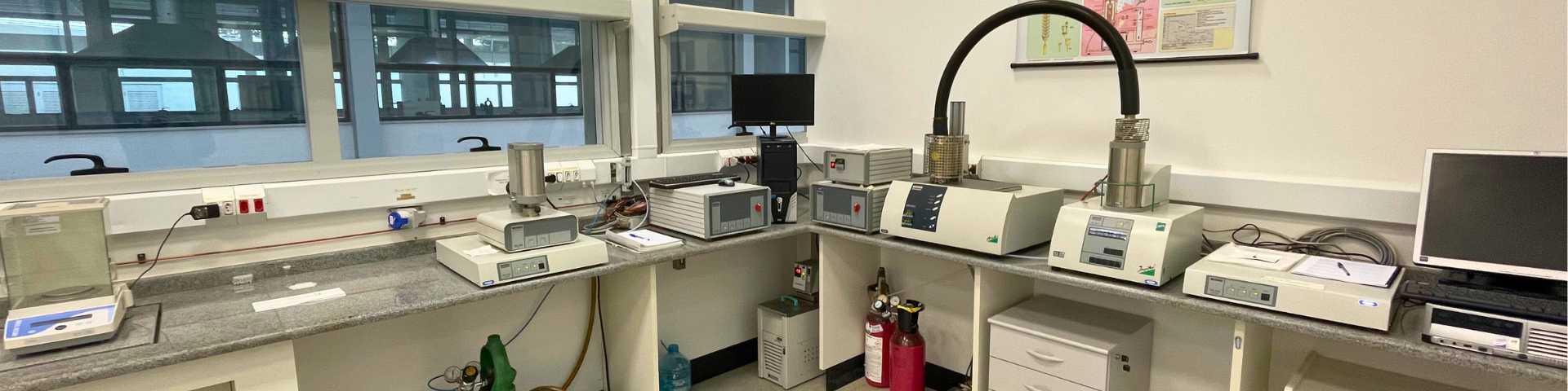 Laboratório de Hidrogênio em Metais