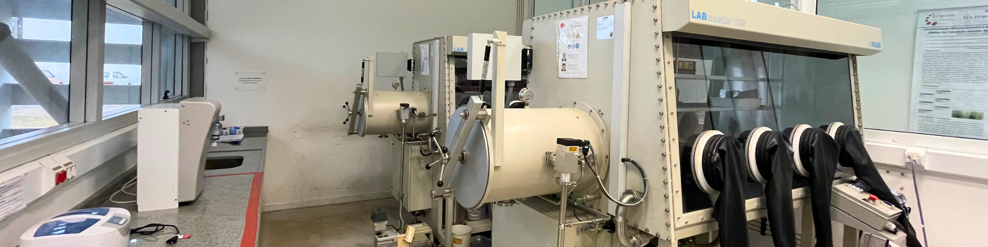 Laboratório de Hidrogênio em Metais